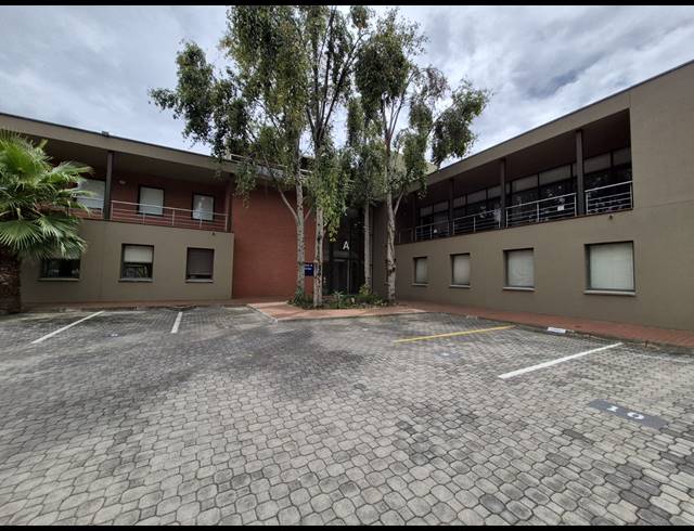 333M² OFFICE TO LET IN SANDTON CENTRAL